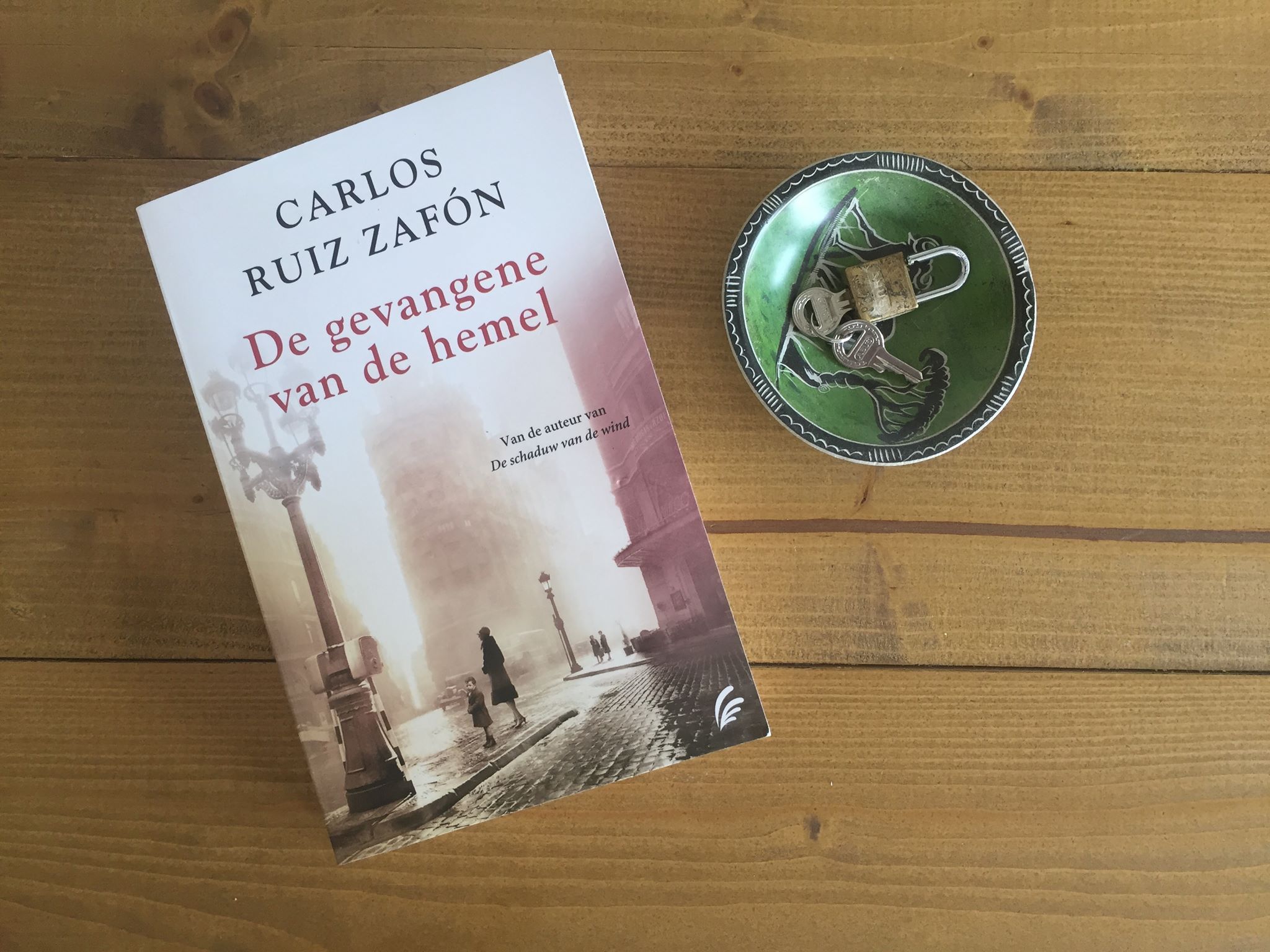 De gevange van de hemel van Carlos Ruiz Zafon by Book Barista
